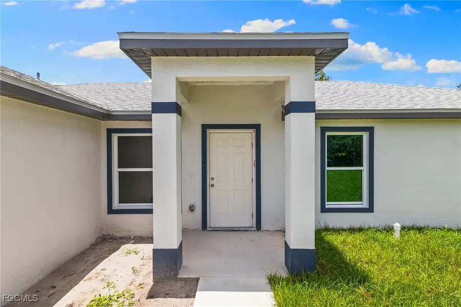 718 Aprile Avenue S, Lehigh Acres, FL 33974 - Image #2