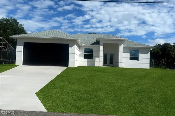 2524 Lakeview Drive, Lehigh Acres, FL 33936
