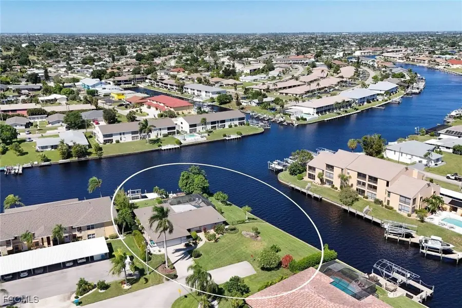 4002 SE 12th Avenue, Cape Coral, FL 33904 - Image #2