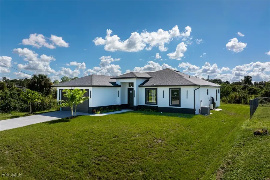184 Pembroke Street, Lehigh Acres, FL 33974 - Image #3