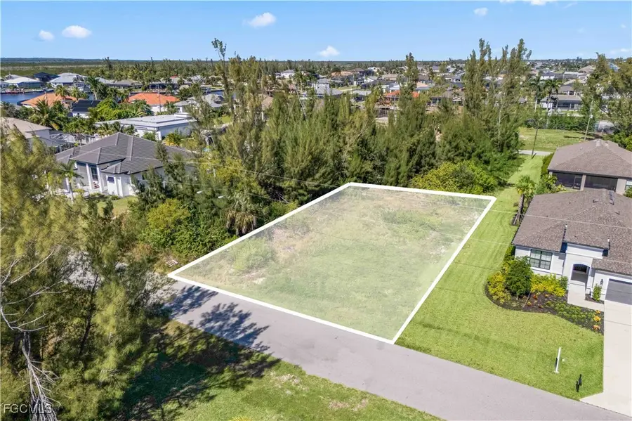 3805 SW 3rd Street, Cape Coral, FL 33991 - Image #2