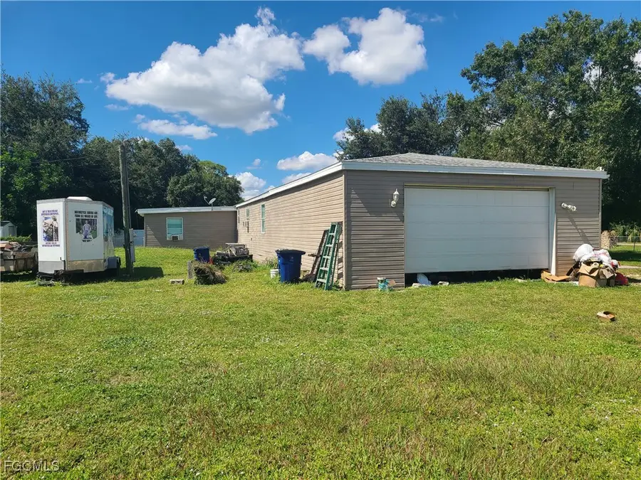 2463 Laurel Lane, North Fort Myers, FL 33917 - Image #3