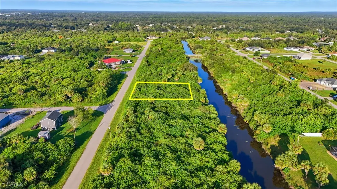 346 Rutland Circle, Port Charlotte, FL 33954 - #1