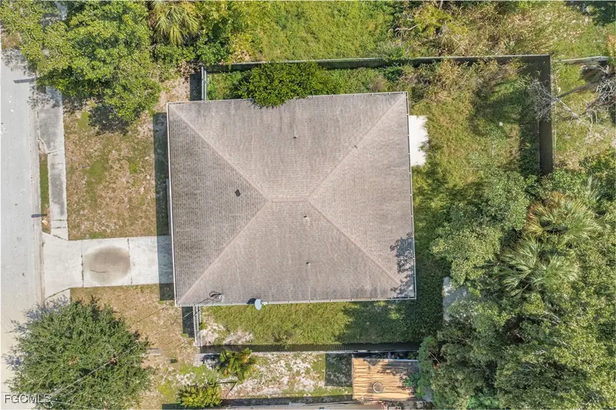 2810 Dunbar Avenue, Fort Myers, FL 33916 - Image #3