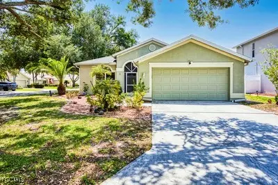 9201 Middle Oak Drive, Fort Myers, FL 33967