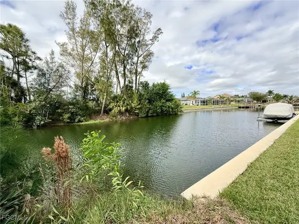 1414 SW 1st Place, Cape Coral, FL 33991