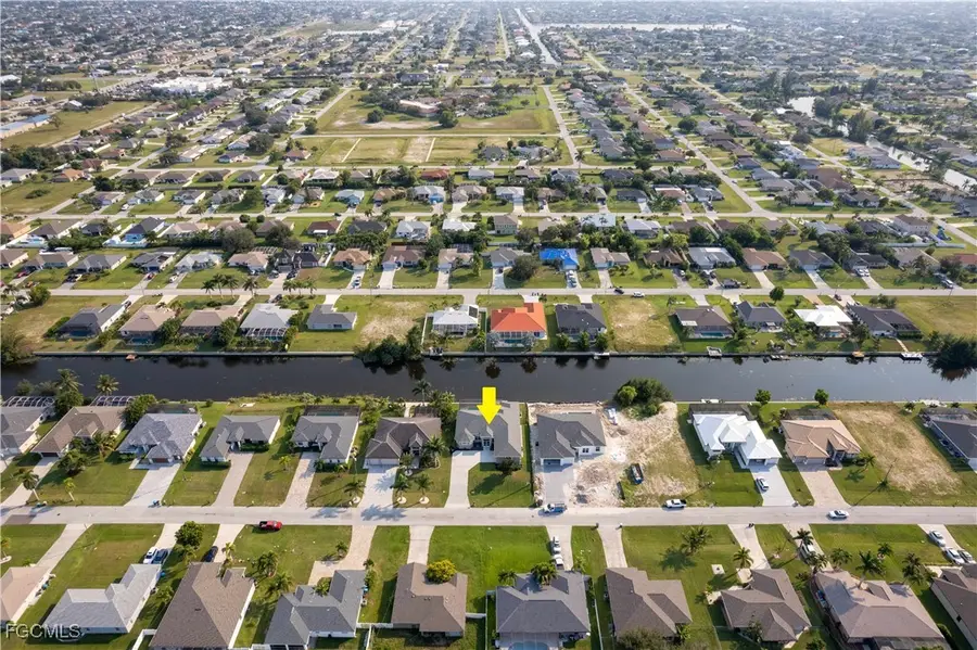 928 SW 36th Terrace, Cape Coral, FL 33914 - Image #2