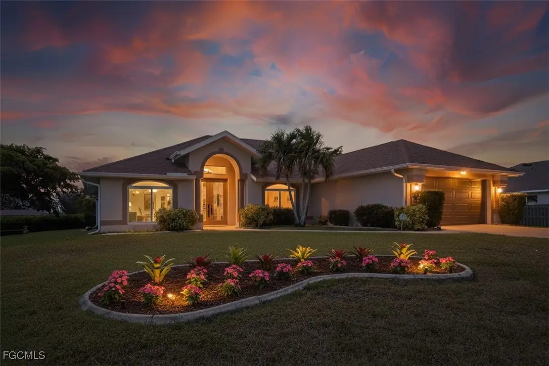 624 NE 2nd Place, Cape Coral, FL 33909 - Image #1