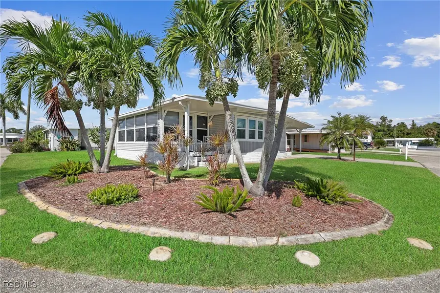 511 Pine Tree Court, North Fort Myers, FL 33917 - Image #3