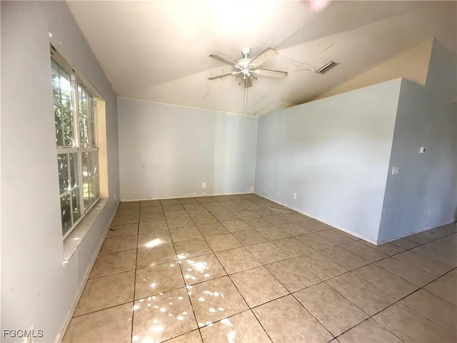 4118 33rd Street Sw, Lehigh Acres, FL 33976 - Image #2