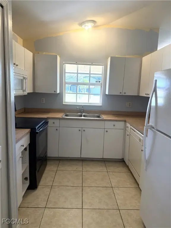 4118 33rd Street Sw, Lehigh Acres, FL 33976 - Image #3