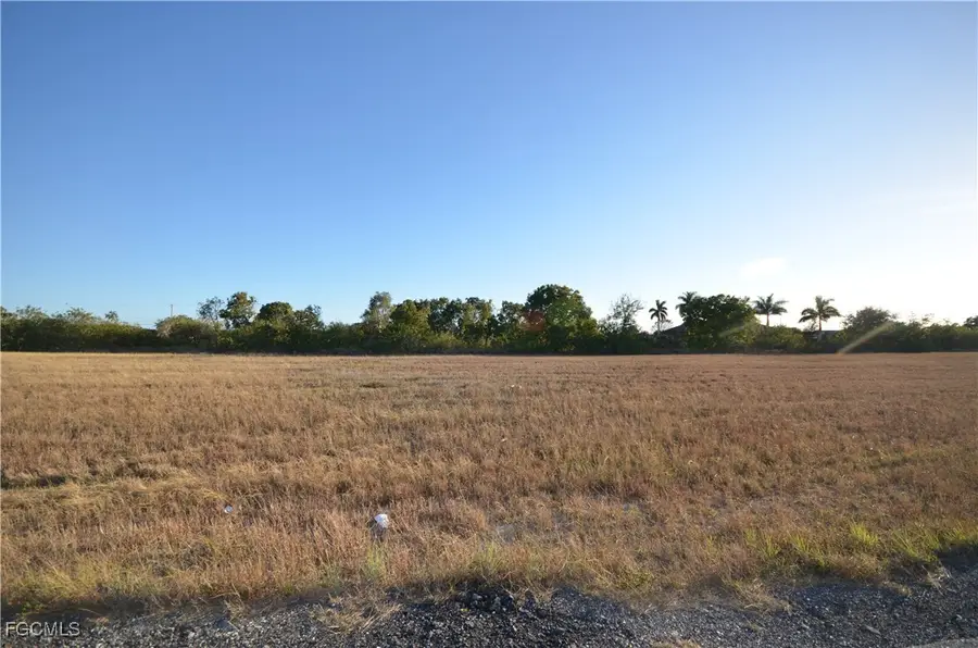 346 NE 15th Terrace, Cape Coral, FL 33909 - Image #3