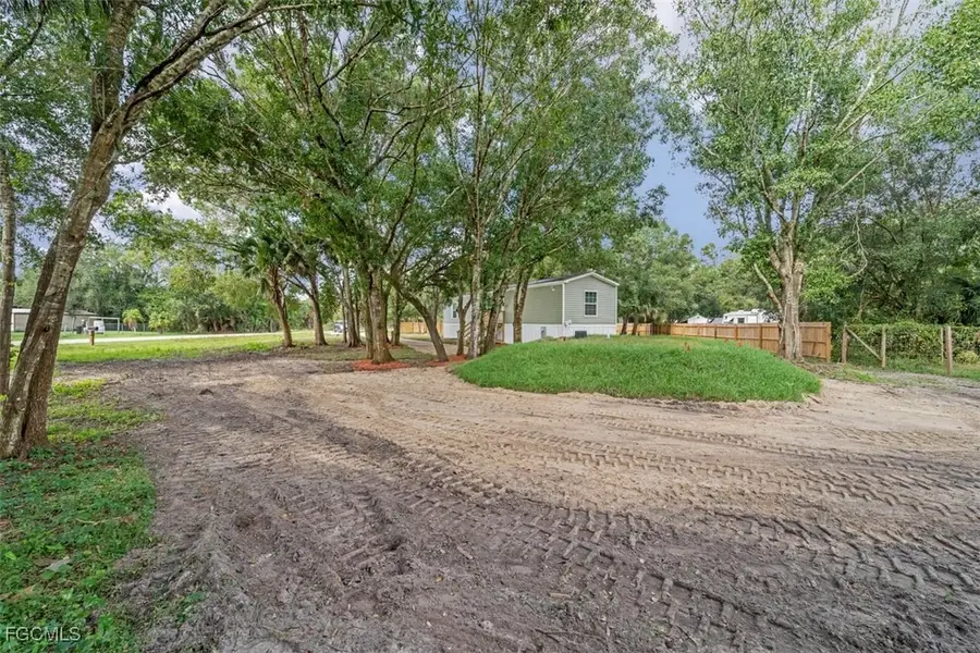 1603 Horseshoe Loop, Moore Haven, FL 33471 - Image #2