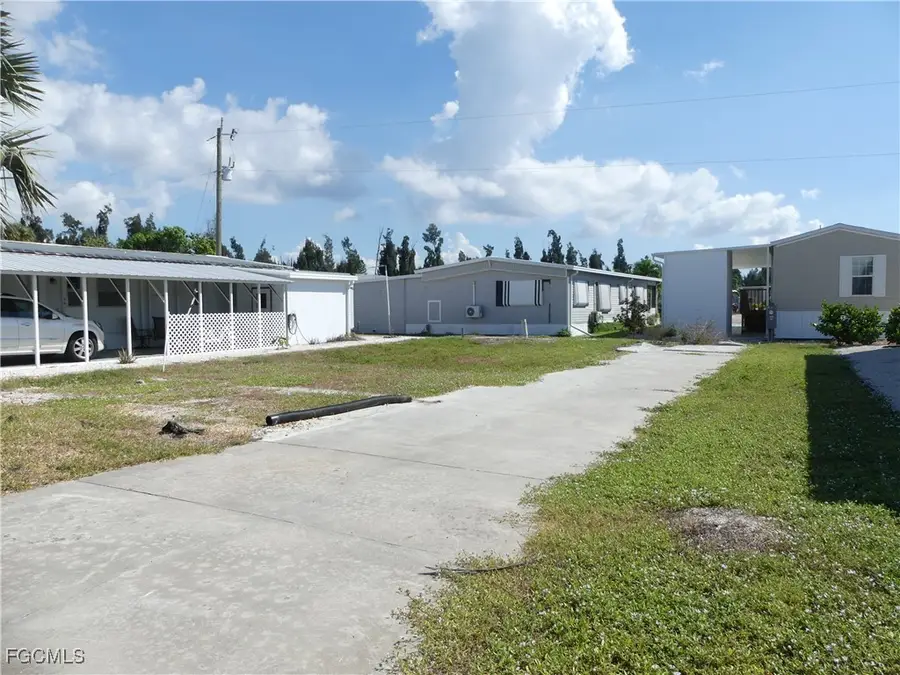 4915 Gulfgate Lane, Saint James City, FL 33956 - Image #2