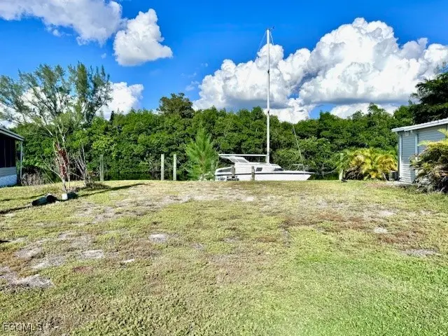 5529 Sir Walter Way, North Fort Myers, FL 33917 - Image #2