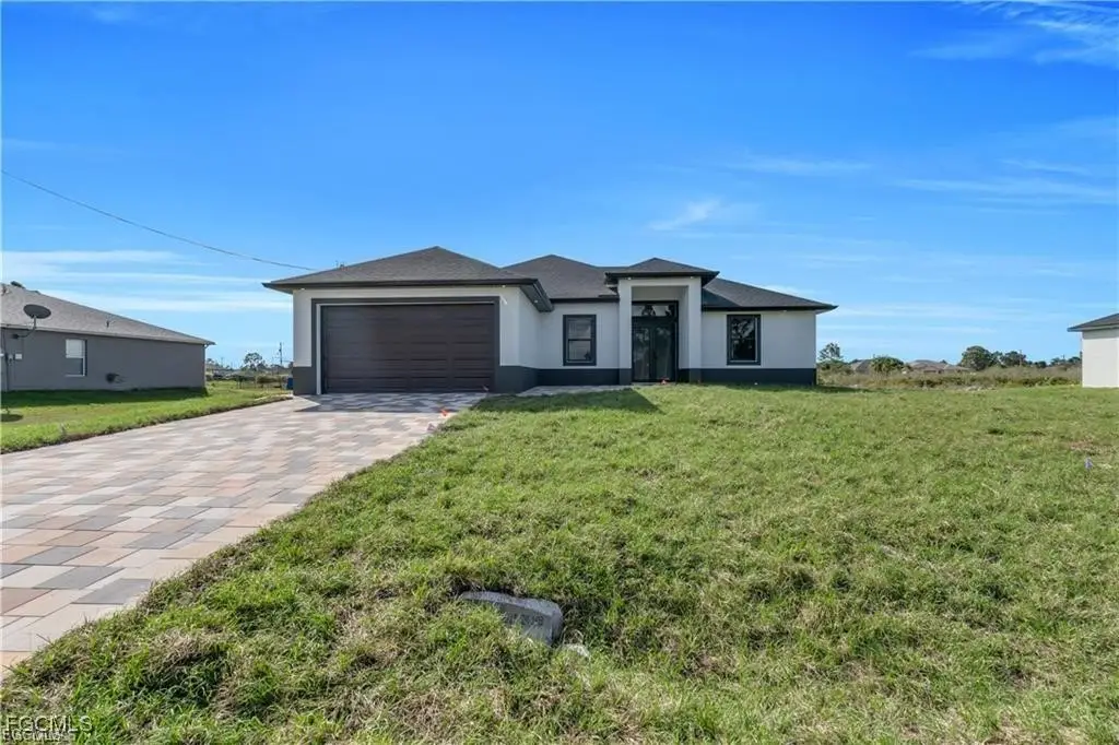 4628 Anita Avenue N, Lehigh Acres, FL 33971 - Image #1