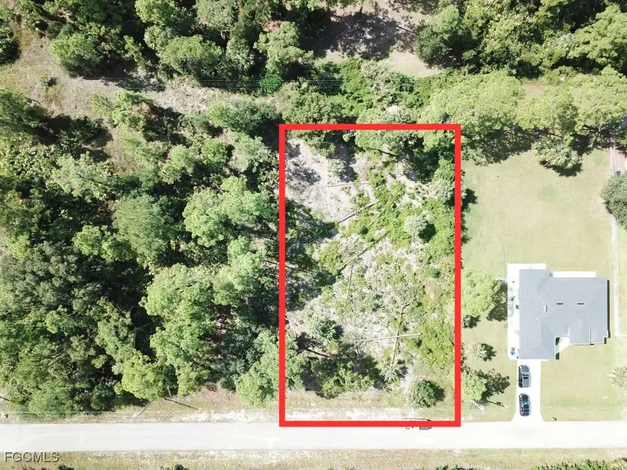 605 Broadway Avenue, Lehigh Acres, FL 33972 - Image #2