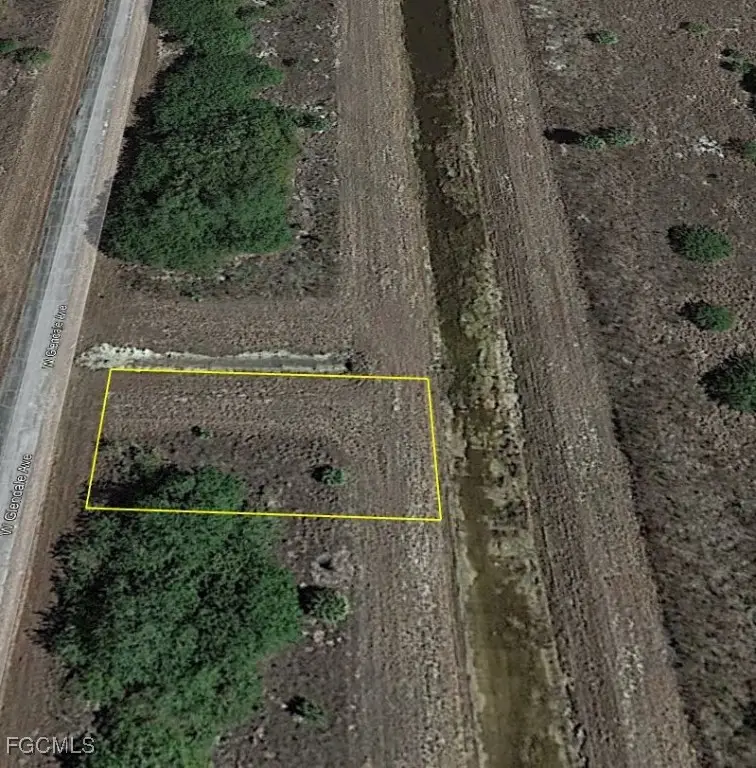 525 Glendale Avenue, Labelle, FL 33935 - Image #2