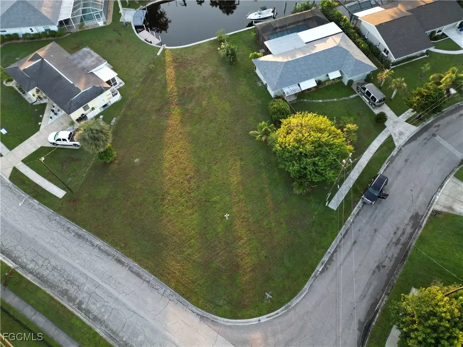 1763 Lakeview Boulevard, North Fort Myers, FL 33903 - Image #2