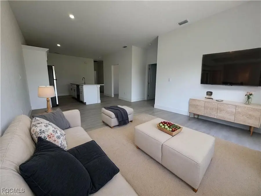 225/227 Hightower Avenue S, Lehigh Acres, FL 33973 - Image #3