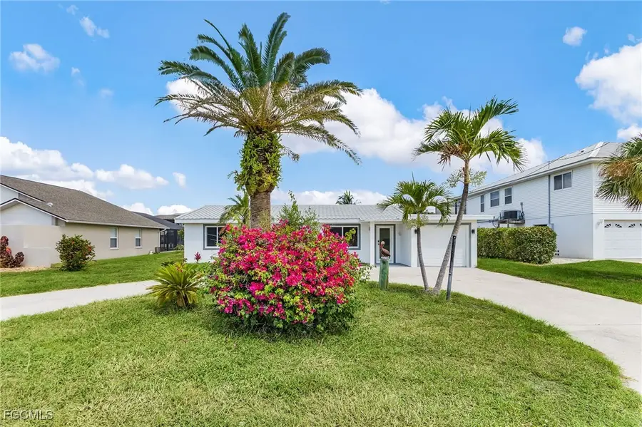 331 Washington Court, Fort Myers Beach, FL 33931 - Image #2