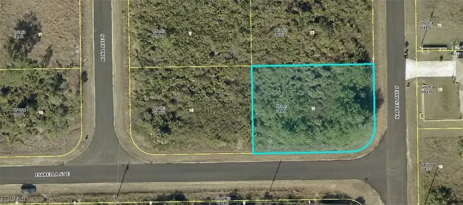 724 Naples Ave S, Lehigh Acres, FL 33974 - Image #2