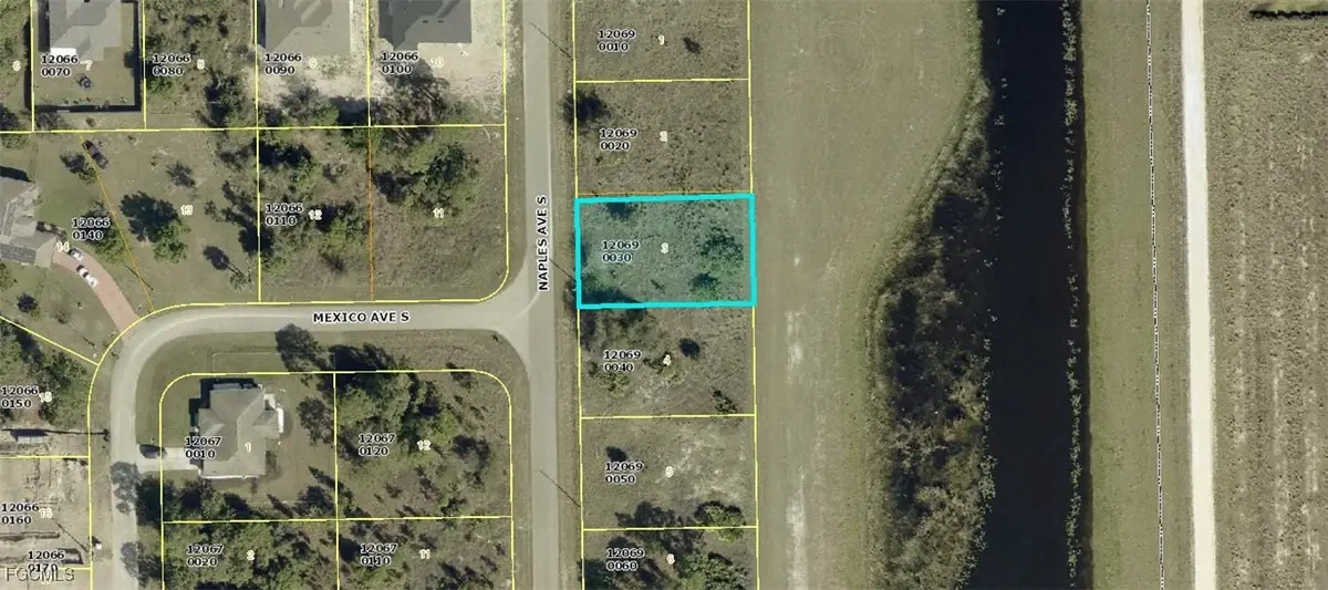 1005 Naples Avenue S, Lehigh Acres, FL 33974 - Image #1
