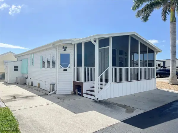 11117 Stardust Drive, Fort Myers, FL 33908