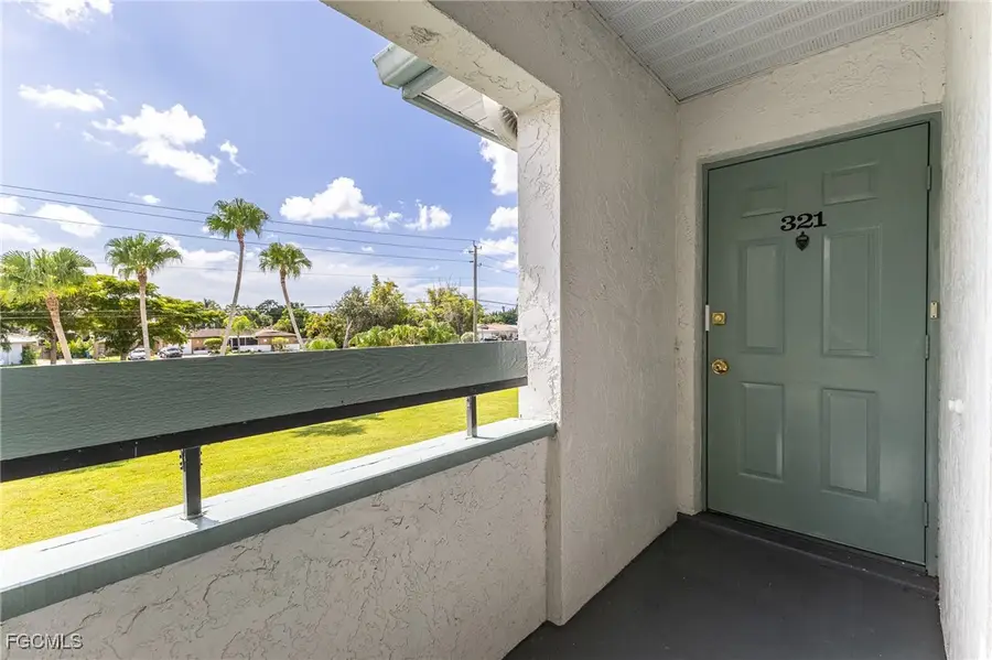 13450 Greengate Boulevard #321, Fort Myers, FL 33919 - Image #3