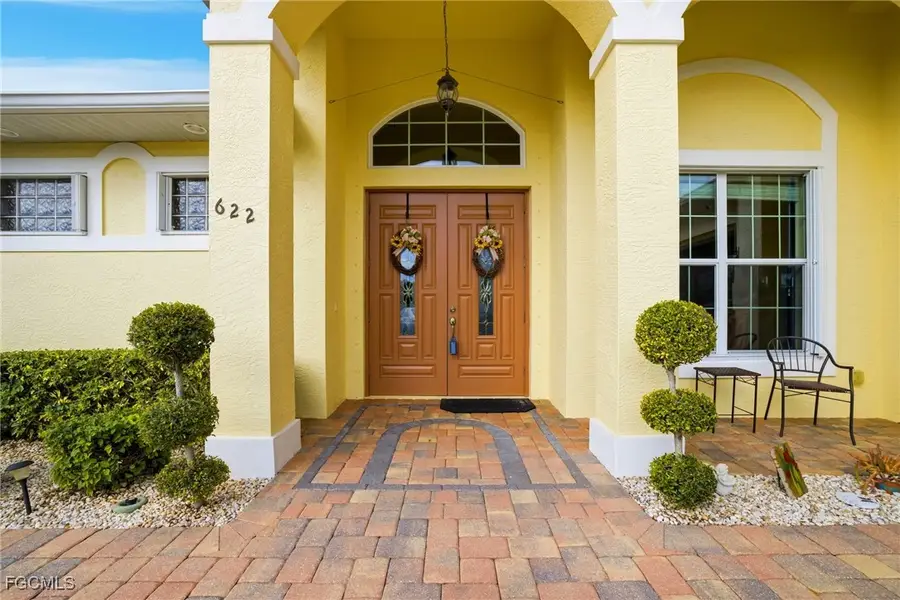 622 SE 8th Place, Cape Coral, FL 33990 - Image #2