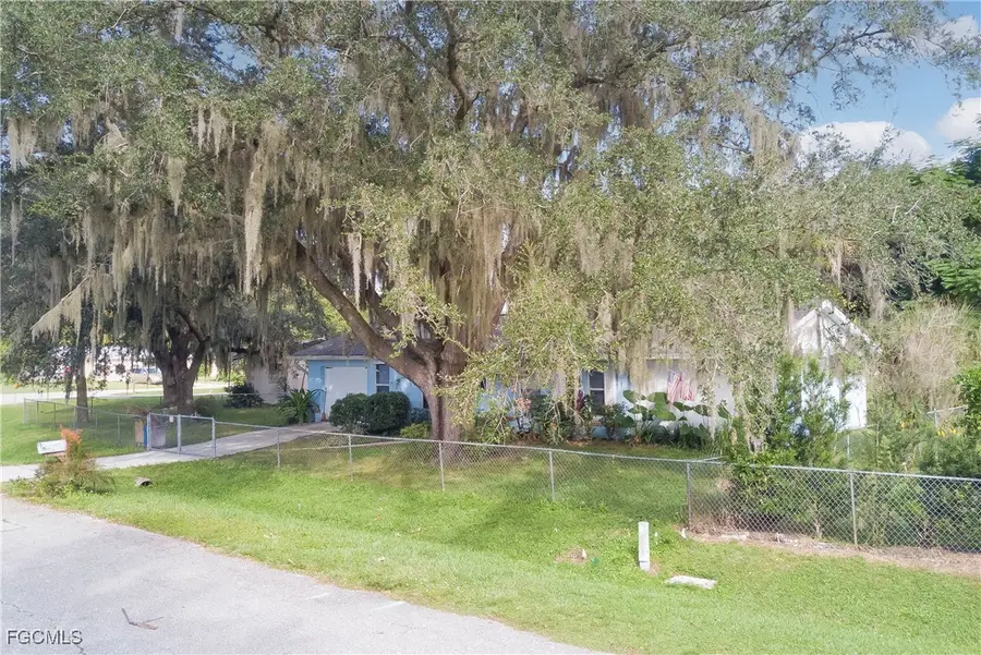 12606 6th Street, Fort Myers, FL 33905 - Image #2