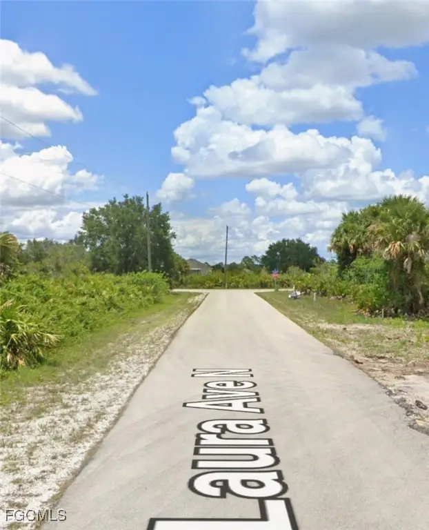 6012 Laura Avenue N, Lehigh Acres, FL 33971 - Image #2