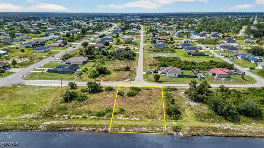 349 Paulcrest Avenue, Lehigh Acres, FL 33974 - Image #2