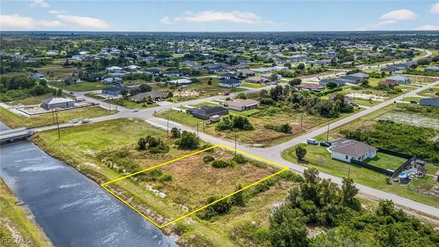 349 Paulcrest Avenue, Lehigh Acres, FL 33974 - Image #3