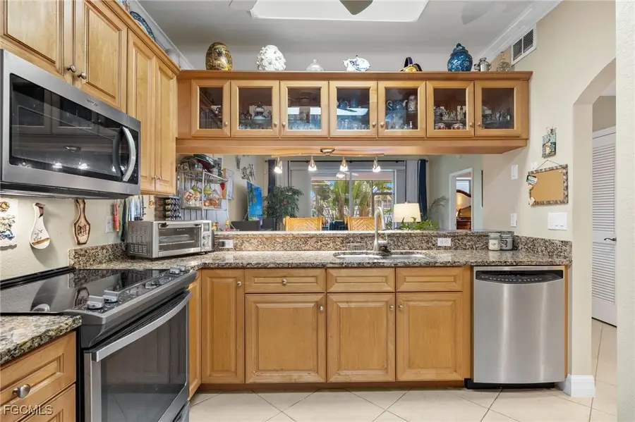 4566 SE 5th Place #105, Cape Coral, FL 33904 - Image #3