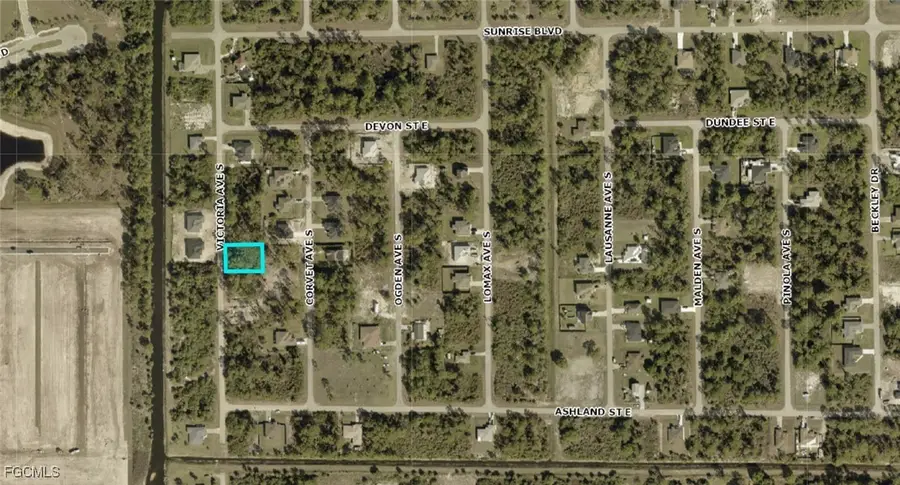 225 Victoria Avenue S, Lehigh Acres, FL 33974 - Image #2