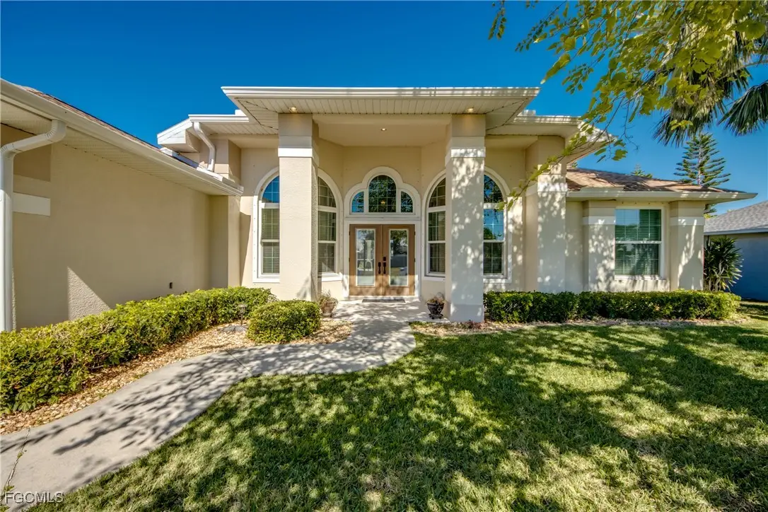 417 SE 13th Street, Cape Coral, FL 33990 - Image #1