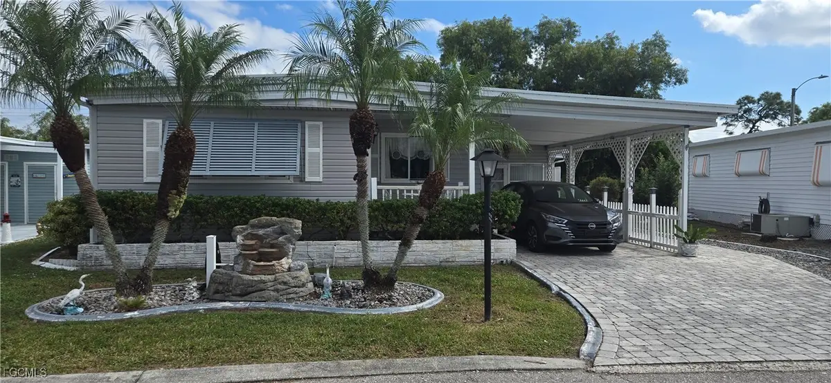 21 Nicklaus Boulevard, North Fort Myers, FL 33903 - Image #1
