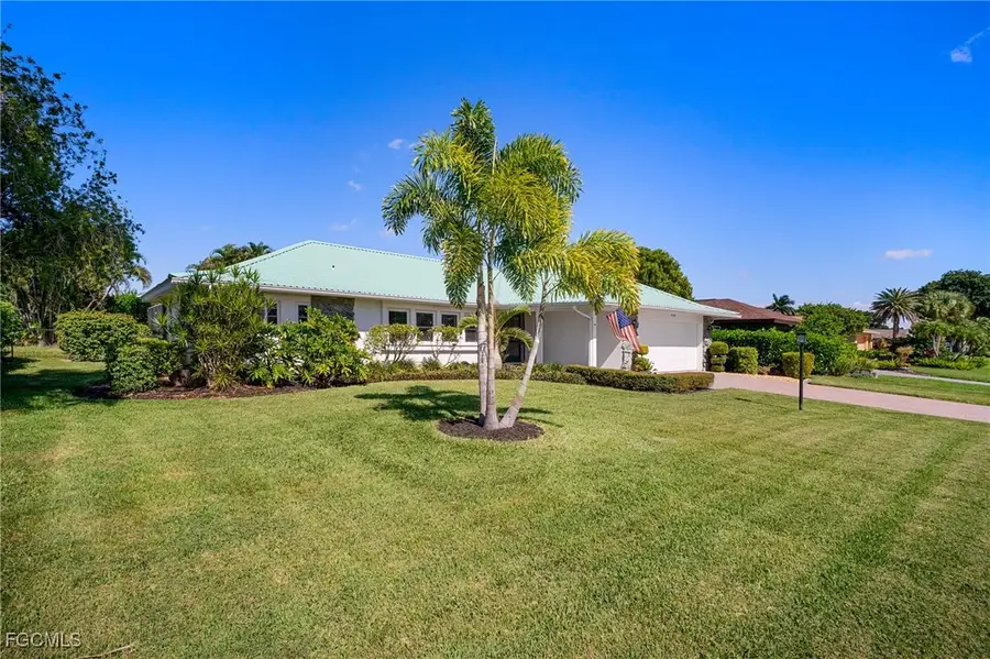 1543 Reynard Drive, Fort Myers, FL 33919 - Image #3