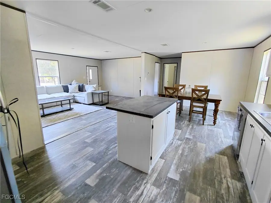 860 N Live Oak Street, Clewiston, FL 33440 - Image #3