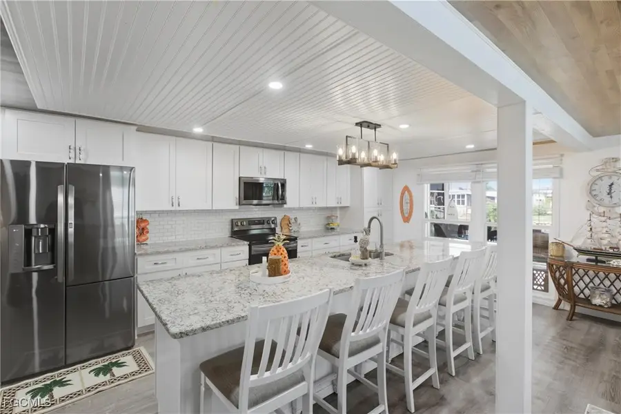 5517 Sir Walter Way, North Fort Myers, FL 33917 - Image #2