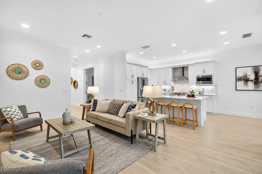 11323 Jacaranda Drive, Naples, FL 34120 - Image #3