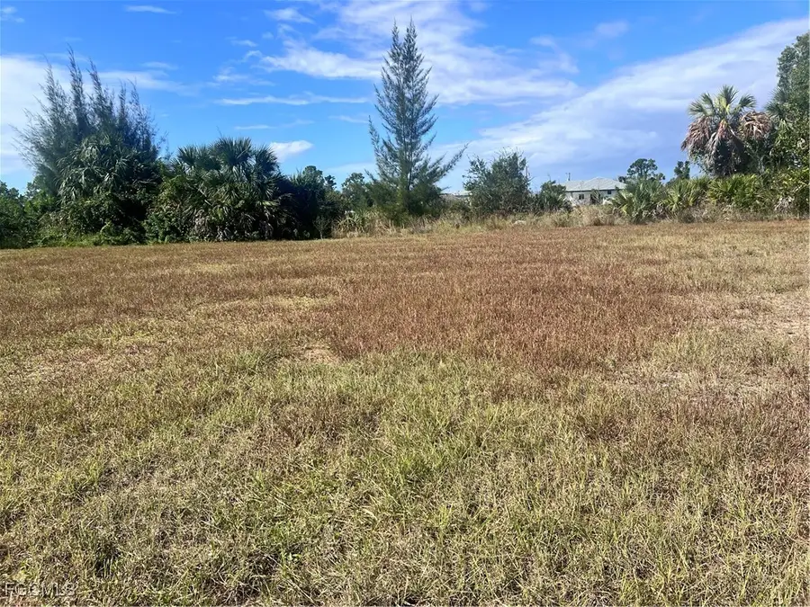 3348 NE 19th Avenue, Cape Coral, FL 33909 - Image #2