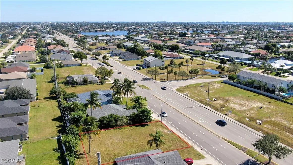 1009 Cape Coral Parkway W, Cape Coral, FL 33914 - Image #1