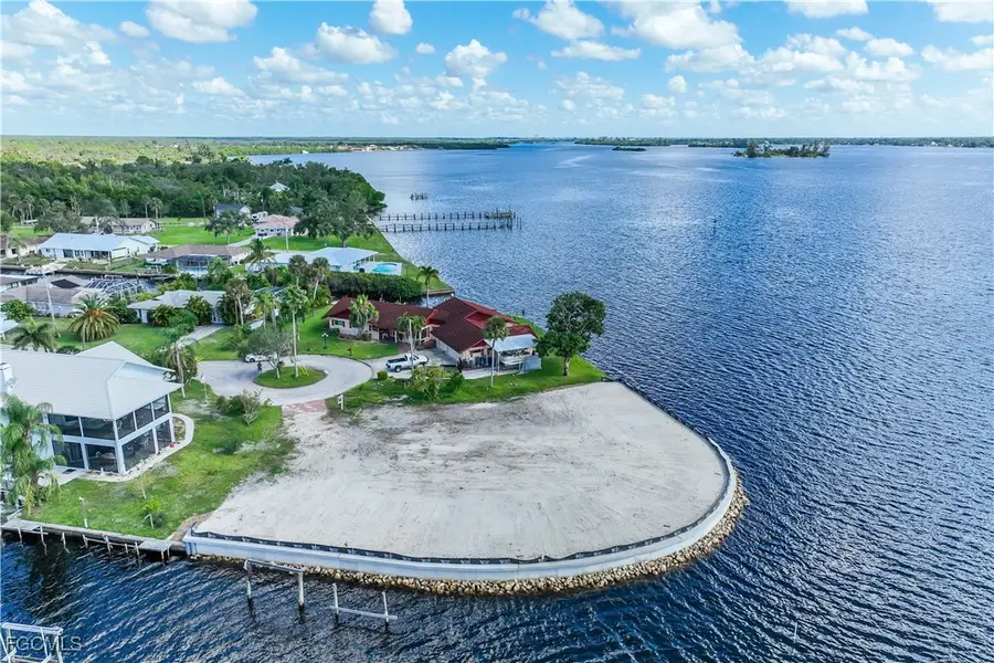 7152 Reymoor Drive, North Fort Myers, FL 33917 - Image #2