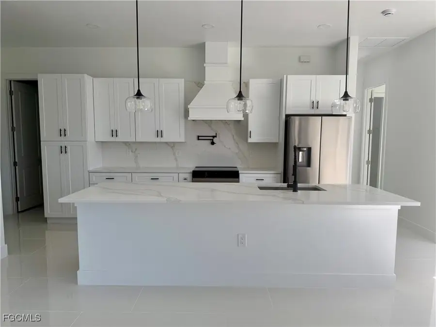 1150 Eclipse Street E, Lehigh Acres, FL 33974 - Image #2