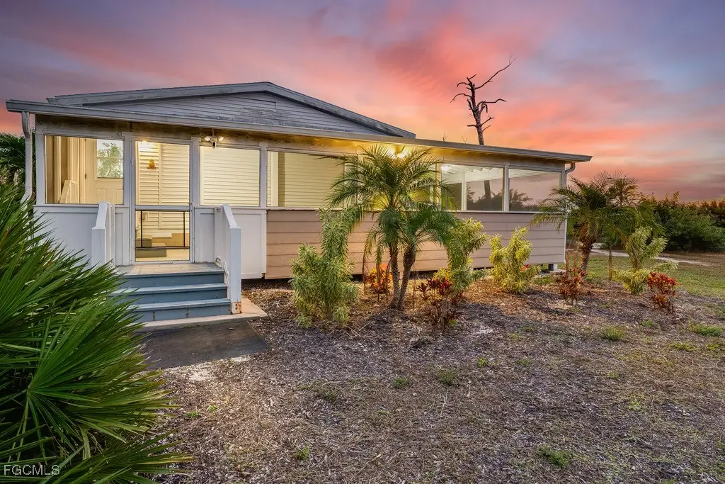 5209 Western Drive, Saint James City, FL 33956 - Image #1