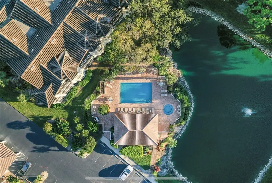 6030 Chardonnay Lane #302, Naples, FL 34119 - Image #1