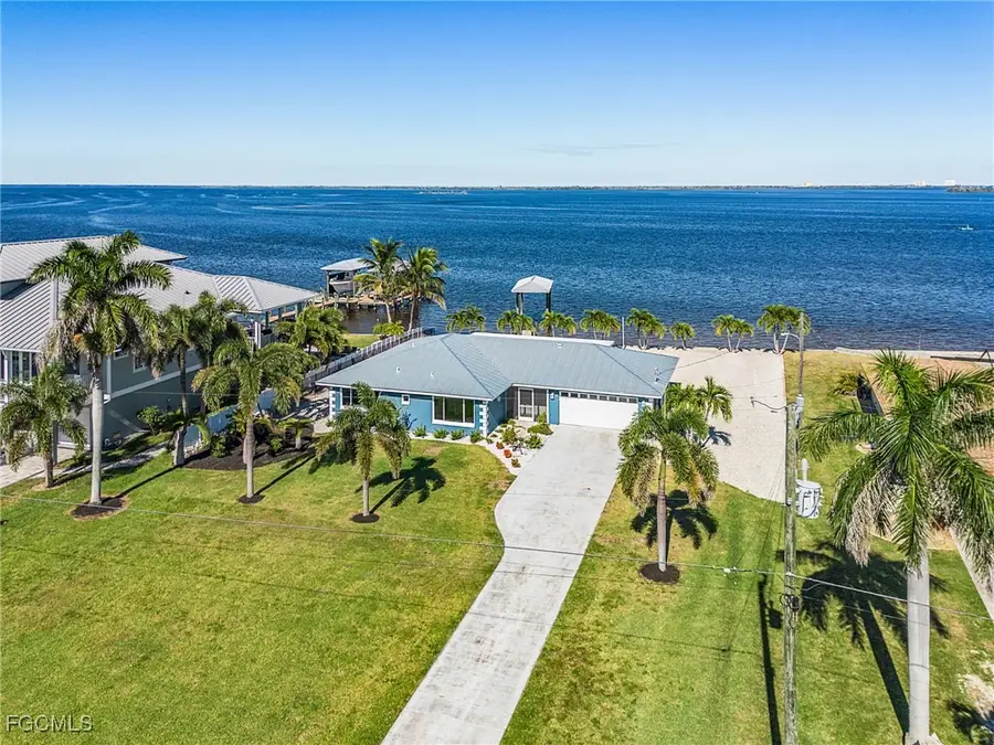 2192 8th Avenue, Saint James City, FL 33956 - Image #2