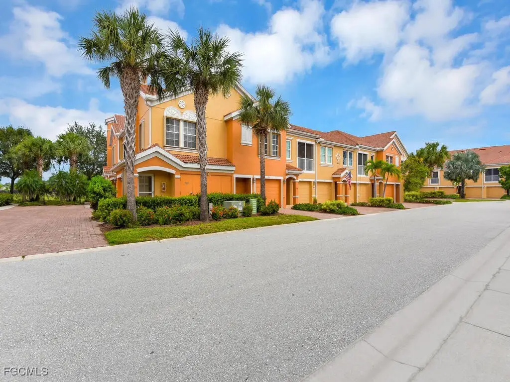 1812 Concordia Lake Circle #1905, Cape Coral, FL 33909 - Image #1